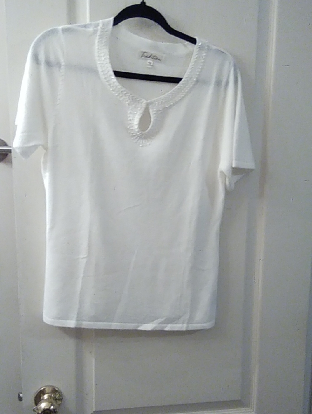 White Beaded Keyhole Neck Short Sleeve Top